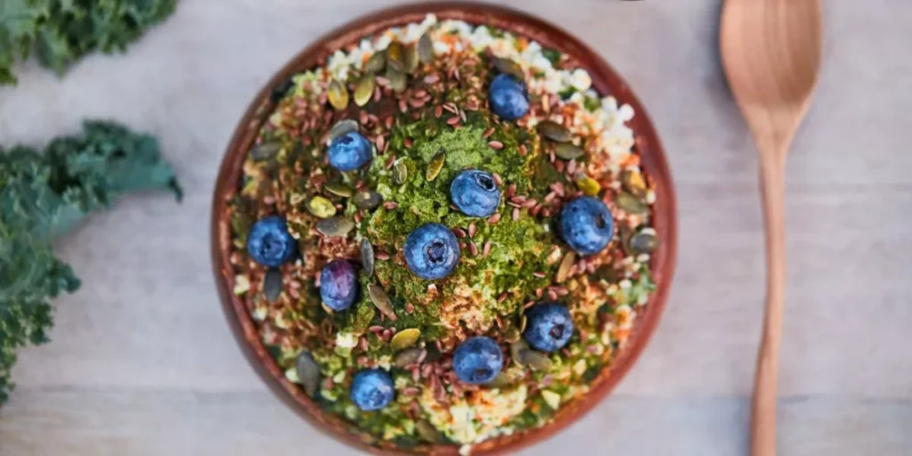 What Are the Best Feeding Supplies for Birds, Reptiles, and Small Mammals?